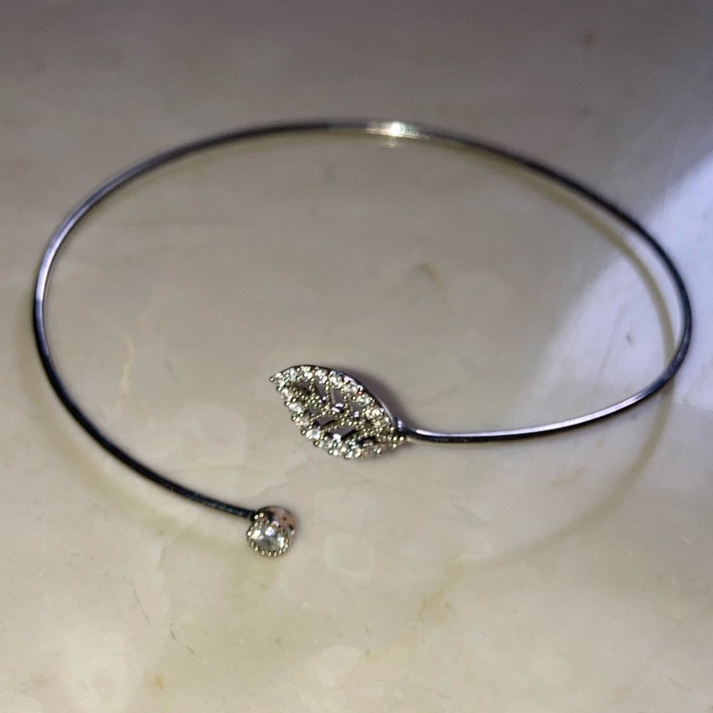 Leaf bracelet